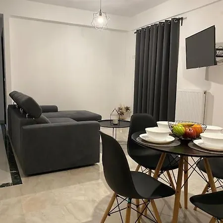 アパート M&f Meteora #2 カランバカ