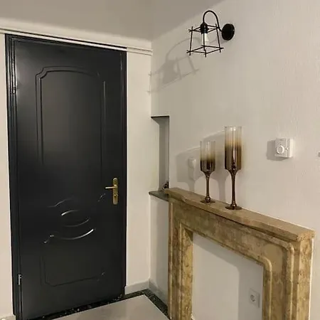 アパート M&f Meteora #2 カランバカ