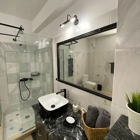 アパート M&f Meteora #2 *